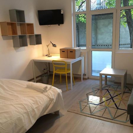 Relaxing Apartment And Great Location Bucureşti Ngoại thất bức ảnh