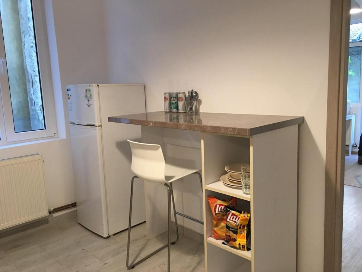Relaxing Apartment And Great Location Bucureşti Ngoại thất bức ảnh